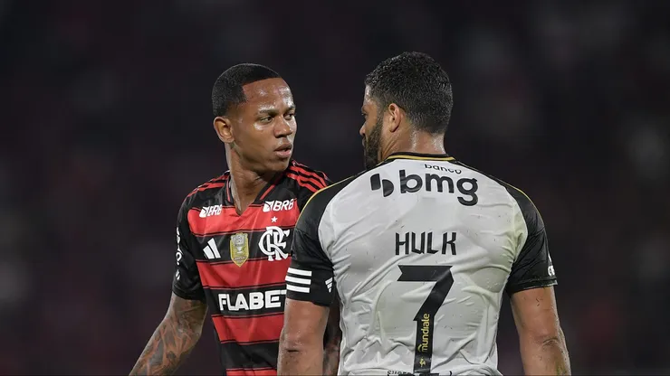 Atacante se estranhou com Hulk - Foto: Thiago Ribeiro/AGIF.
