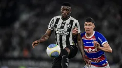 RJ - RIO DE JANEIRO - 31/08/2024 - BRASILEIRO A 2024, BOTAFOGO X FORTALEZA - Luiz Henrique jogador do Botafogo durante partida contra o Fortaleza no estadio Engenhao pelo campeonato Brasileiro A 2024. Foto: Thiago Ribeiro/AGIF