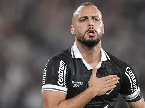 Botafogo confia em Arthur Cabral contra o Fortaleza