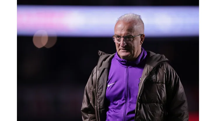 Corinthians vive dilema parecido com São Paulo sob comando de Dorival. Foto: Ettore Chiereguini/AGIF