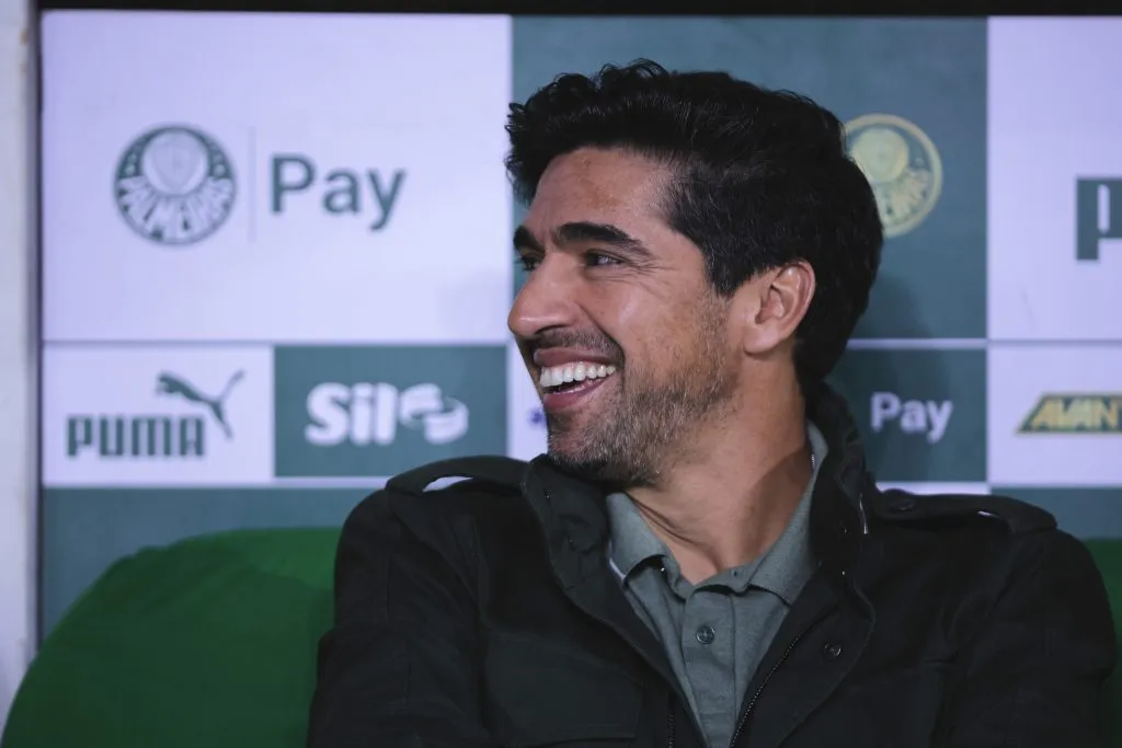 SP – SAO PAULO – 26/07/2025 – BRASILEIRO A 2025, PALMEIRAS X GREMIO – Abel Ferreira tecnico do Palmeiras durante partida contra o Gremio no estadio Arena Allianz Parque pelo campeonato Brasileiro A 2025. Foto: Ettore Chiereguini/AGIF