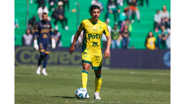 RS - CAXIAS DO SUL - 20/04/2025 - BRASILEIRO A 2025, JUVENTUDE X MIRASSOL - Neto Moura jogador do Mirassol durante partida contra o Juventude no estadio Alfredo Jaconi pelo campeonato Brasileiro A 2025. Foto: Luiz Erbes/AGIF