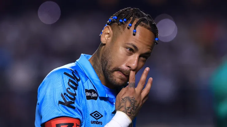 Neymar durante partida do Peixe no Morumbis