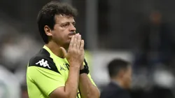 Fernando Diniz tecnico do Vasco durante partida contra o Botafogo no estadio Mane Garrincha pelo campeonato Brasileiro A 2025. Foto: Mateus Bonomi/AGIF