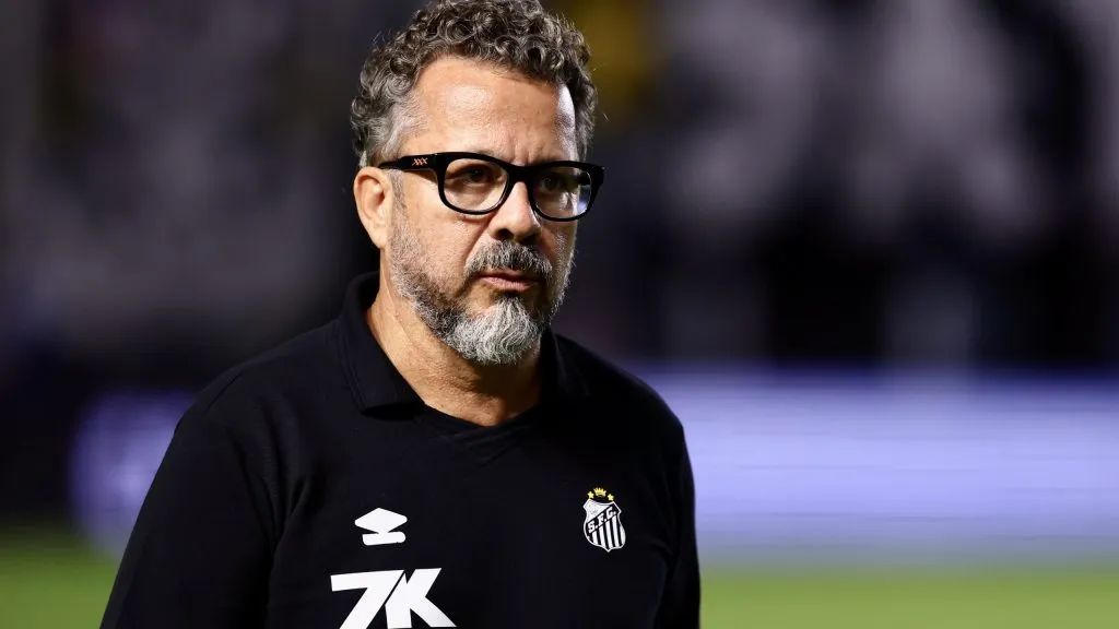 Cléber Xavier durante partida. Foto: Marcello Zambrana/AGIF