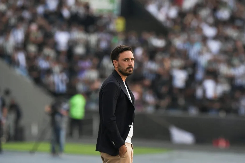 Davide Ancelotti técnico do Botafogo – Foto: Thiago Ribeiro/AGIF