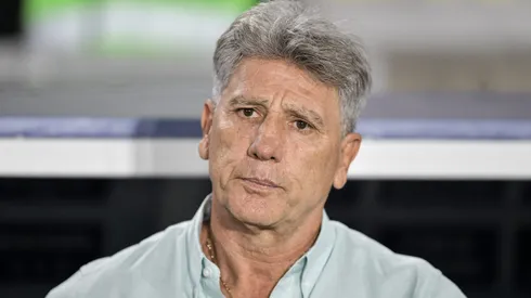 Renato Gaúcho, técnico do Fluminense, durante partida contra o Flamengo no estadio Maracana pelo campeonato Brasileiro A 2025. Foto: Thiago Ribeiro/AGIF