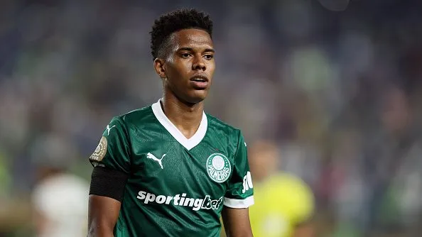 Estêvão pelo Palmeiras. Foto: Dan Mullan/Getty Images