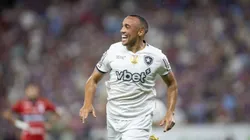 Marçal, jogador do Botafogo. Foto: Baggio Rodrigues/AGIF.