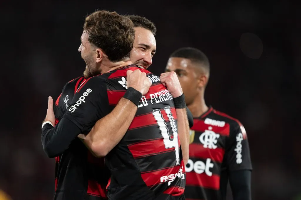 Léo Ortiz e Léo Pereira vivem fase artilheira pelo Flamengo. Foto: Jorge Rodrigues/AGIF