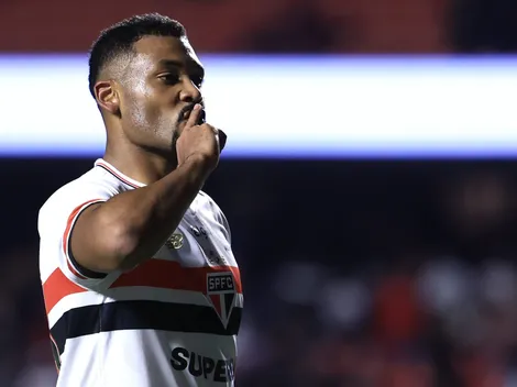 São Paulo aproveita falhas e supera o Vitória no Brasileirão