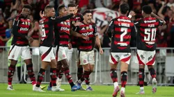 Jogadores do Flamengo comemorando durante a partida contra o Mirassol - Foto: Jorge Rodrigues/AGIF