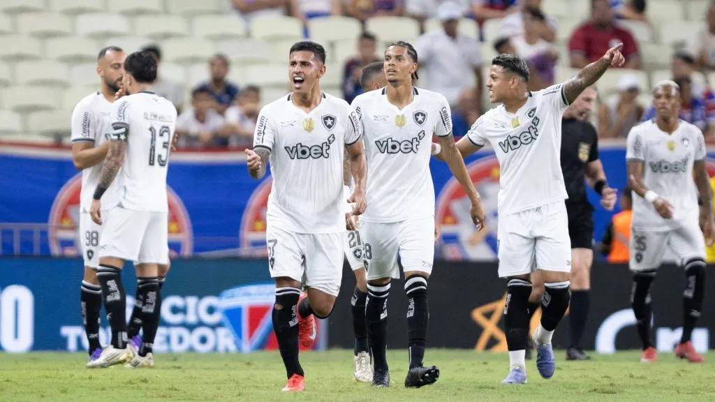 Fortaleza x Botafogo - Foto: Baggio Rodrigues/AGIF.