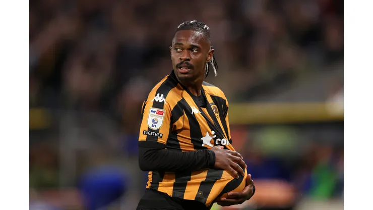 Lincoln também atuou pelo Hull City. Photo by George Wood/Getty Images