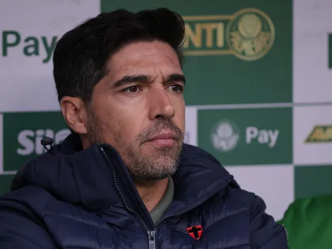 Torcida cobra Abel por Vitor Roque e Flaco López juntos