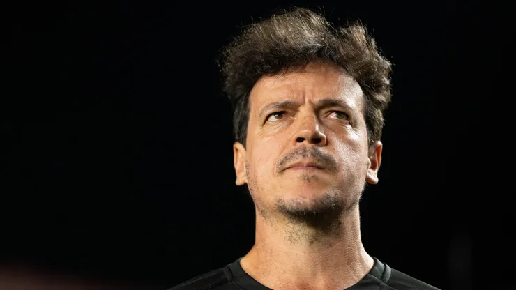RJ - RIO DE JANEIRO - 07/08/2025 - COPA DO BRASIL 2025, VASCO X CSA - Fernando Diniz tecnico do Vasco durante partida contra o CSA no estadio Sao Januario pelo campeonato Copa Do Brasil 2025. Foto: Jorge Rodrigues/AGIF