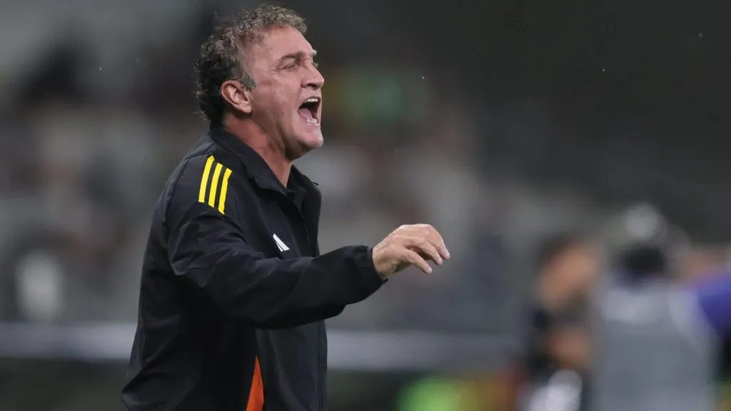 Cuca treinador do Galo em ação