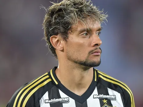 Possível saída de Scarpa é abordada por Cuca