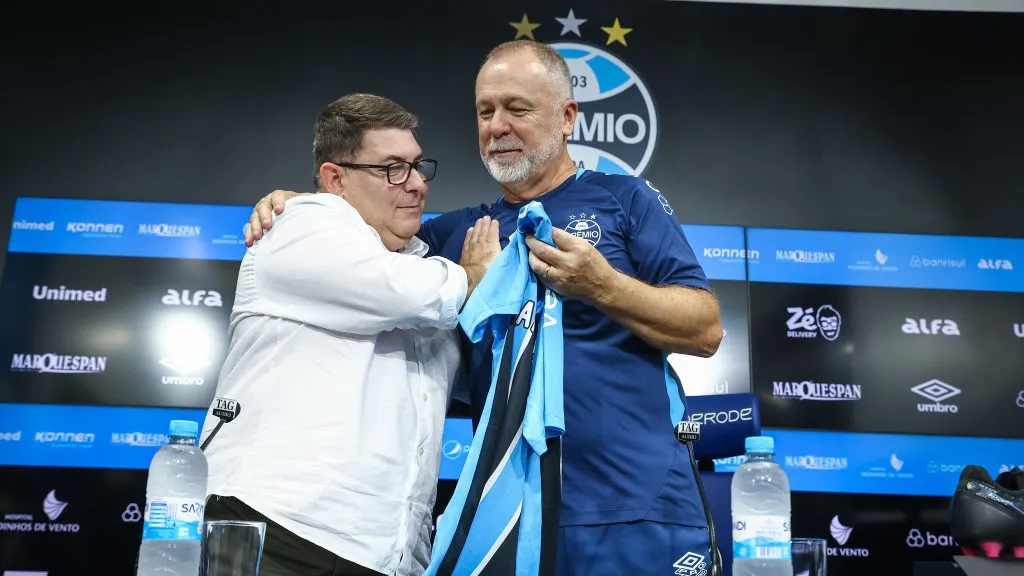 Mano tem trabalho respaldado pelo vice-presidente do Grêmio mesmo após derrota – FOTO: LUCAS UEBEL/GREMIO FBPA