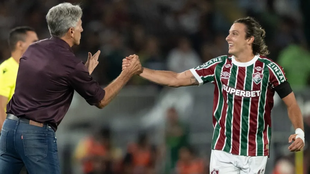 Renato Gaúcho e Canobbio durante partida do Fluminense – Foto: Jorge Rodrigues/AGIF
