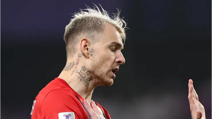 - Roger Guedes, atacante cotado no Tricolor