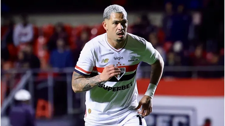 Luciano jogador do Sao Paulo durante partida contra o Vitoria no estadio Morumbi pelo campeonato Brasileiro A 2025. Foto: Marcello Zambrana/AGIF