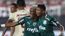 Rony e Danilo comemorando. (Photo by Raul Sifuentes/Getty Images)