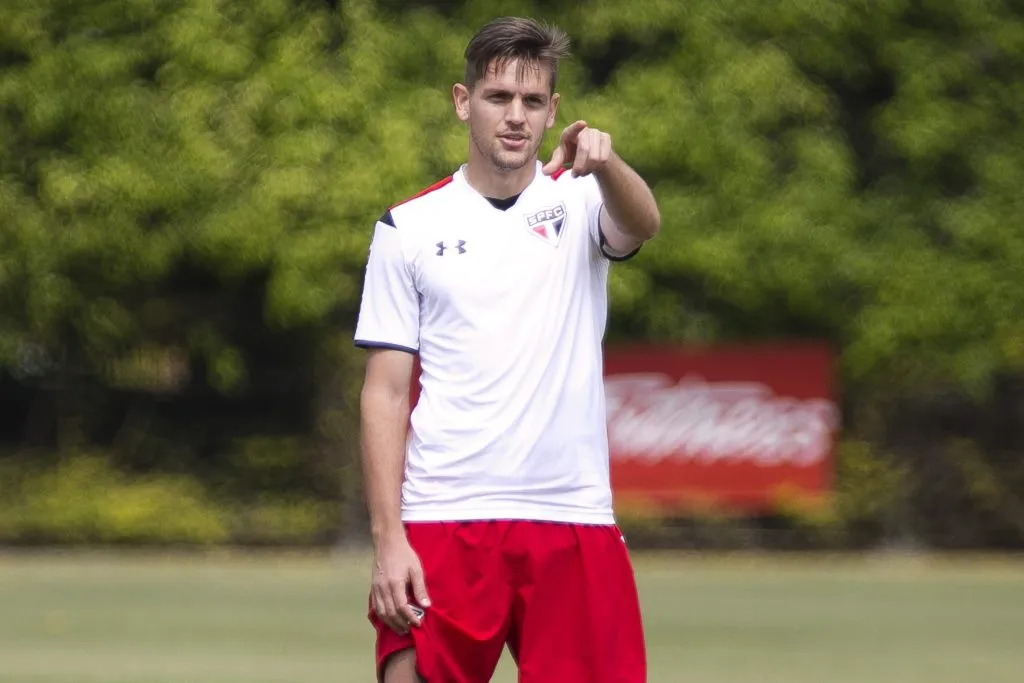 Rafael Tolói durante suapassagem pelo Tricolor, em 2015 – Foto: Daniel Vorley/AGIF