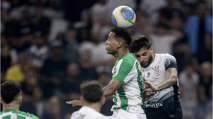 Yuri Alberto, jogador do Corinthians durante partida contra o Juventude - Foto: Alan Morici/AGIF