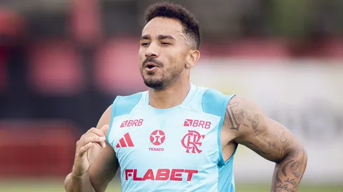 Danilo, lateral-direito do Flamengo em treinamento. (Foto: Adriano Fontes/Flamengo