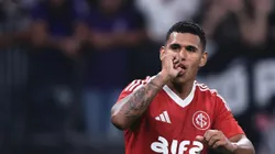 Aguirre jogador do Internacional comemora seu gol durante partida contra o Corinthians no estadio Arena Corinthians pelo campeonato Brasileiro A 2025. Foto: Ettore Chiereguini/AGIF