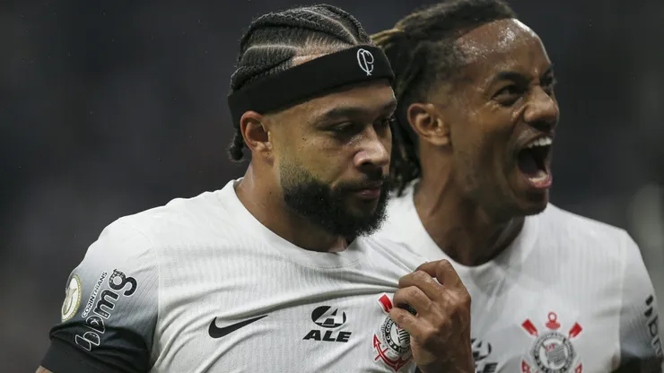 Depay e Carillo acabaram se lesionando em classificação do Corinthians contra o Palmeiras pela Copa Betano do Brasil.
