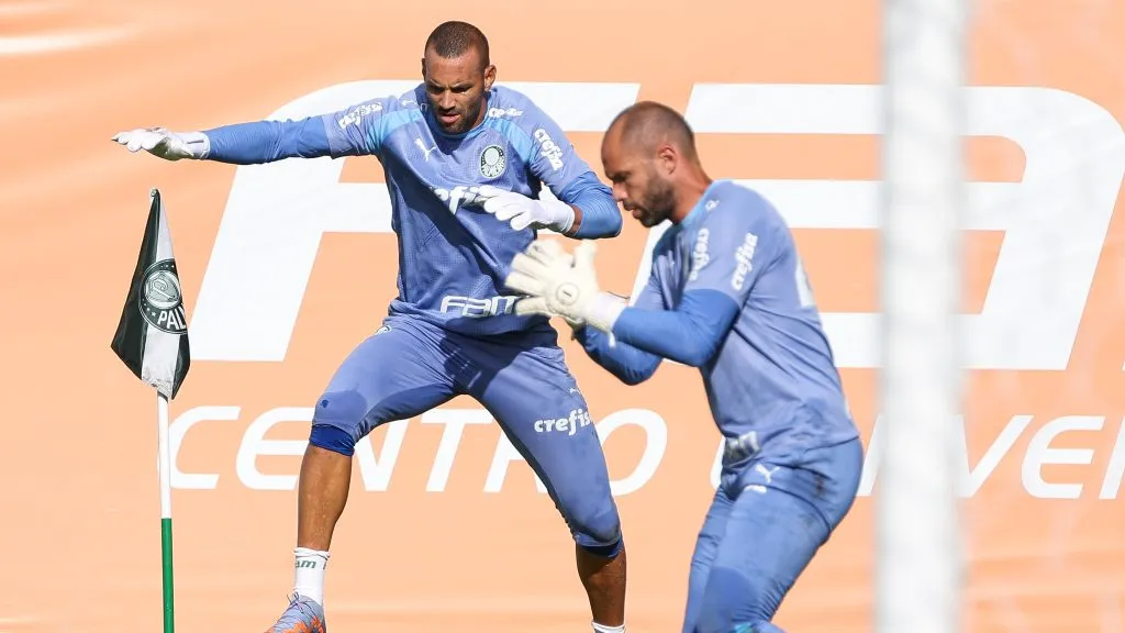 Weverton e Marcelo Lomba treinam na Academia de Futebol – (Foto: Fabio Menotti/Palmeiras/by Canon)