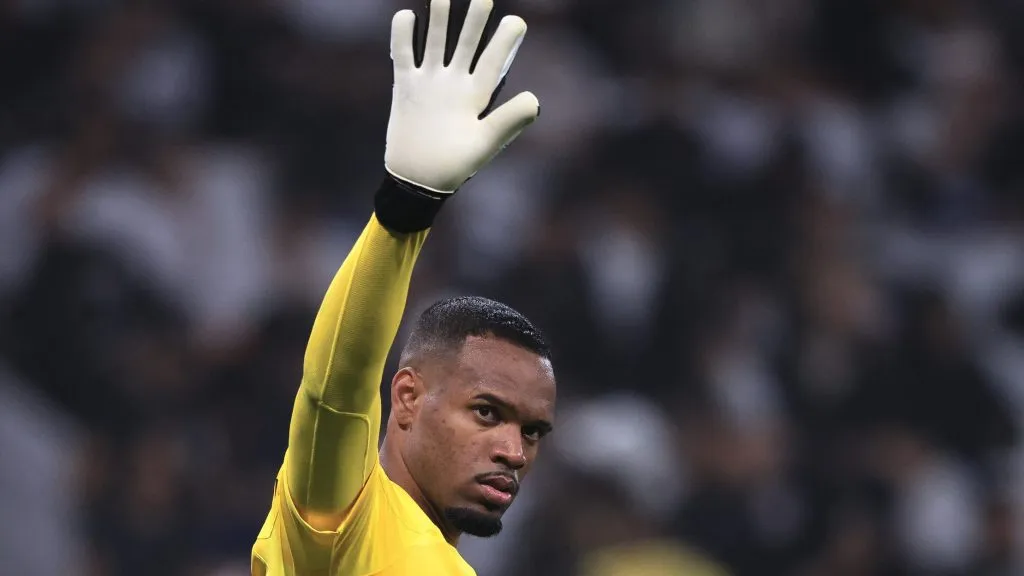 Carlos Miguel no futebol brasileiro. Foto: Ettore Chiereguini/AGIF