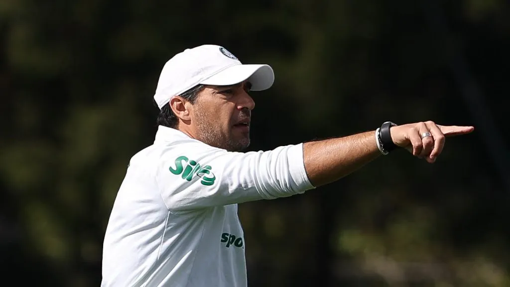 Abel Ferreira em treino na Academia de Futebol – Foto: Flickr Oficial Sociedade Esportiva Palmeiras