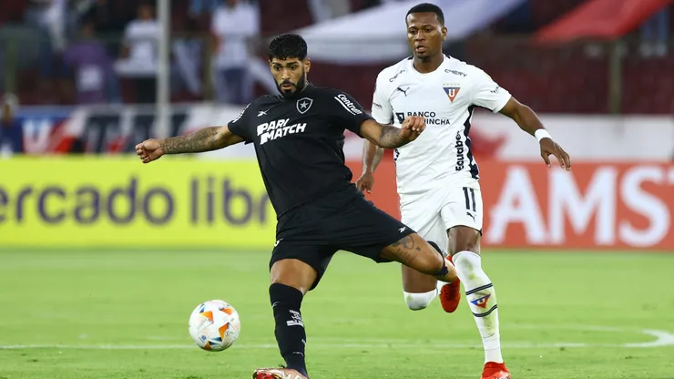 Botafogo x LDU se enfrentam pelas oitavas de final da Copa Libertadores. (Photo by Franklin Jacome/Getty Images)