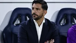 SP - BARUERI - 12/04/2025 - BRASILEIRO A 2025, PALMEIRAS X CORINTHIANS - Emiliano Diaz tecnico do Corinthians durante partida contra o Palmeiras no estadio Arena Barueri pelo campeonato Brasileiro A 2025. Foto: Fabio Giannelli/AGIF