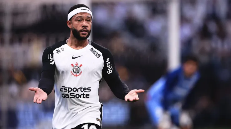Memphis, jogador do Corinthians. Foto: Ettore Chiereguini/AGIF.