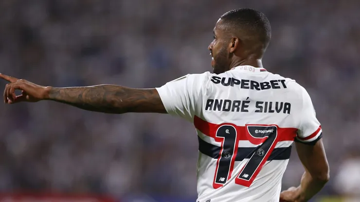 André Silva foi a grande surpresa e inicia o jogo em Medellín como titular