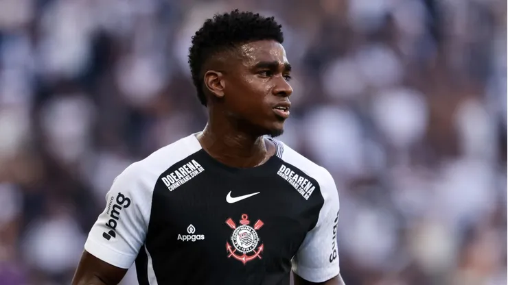 Timão corre contra o tempo para solucionar situação de Félix Torres