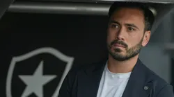 Davide Ancelotti no comando técnico do Botafogo - Foto: Thiago Ribeiro/AGIF