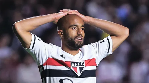 Lucas Moura não conseguiu mudar o cenário do jogo - Foto: Ettore Chiereguini/AGIF