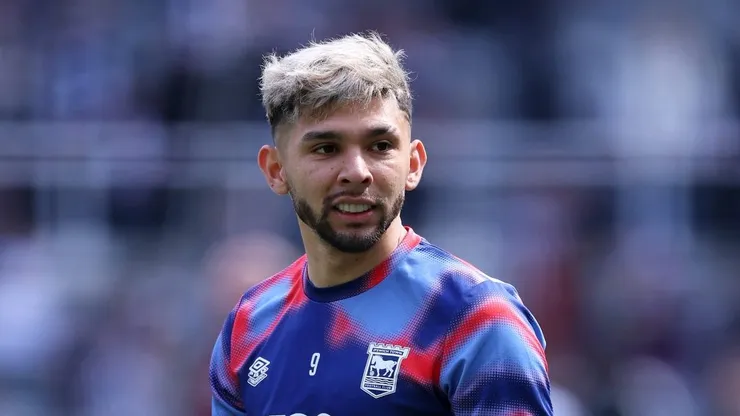 Julio Enciso, meia-atacante da Seleção Paraguaia - Foto: Alex Livesey/Getty Images