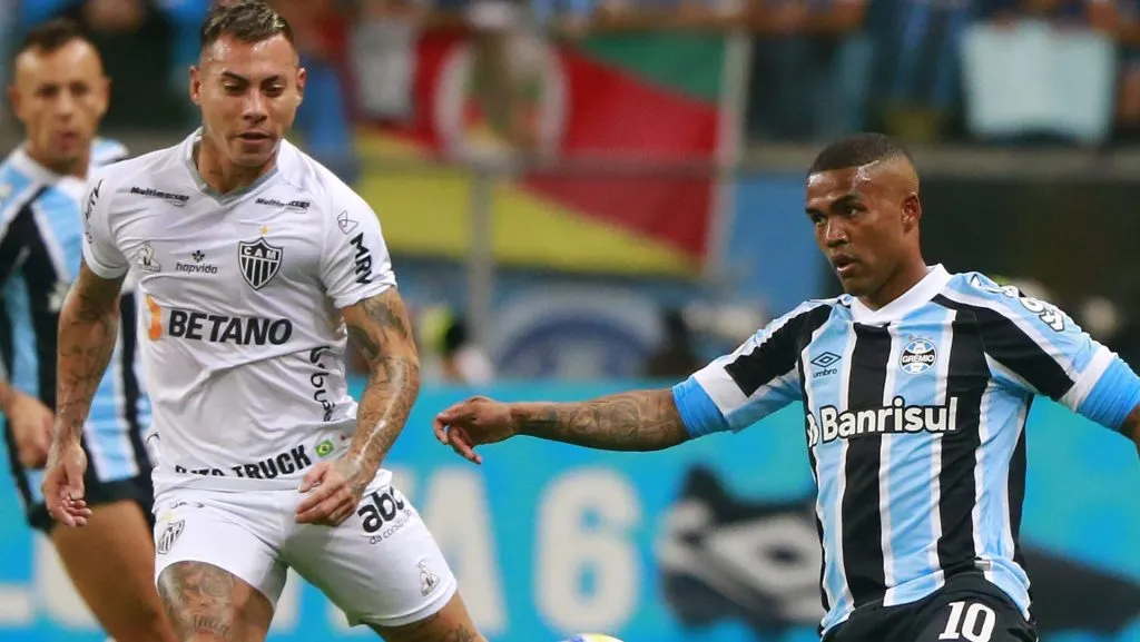 Douglas Costa, ex-Grêmio
