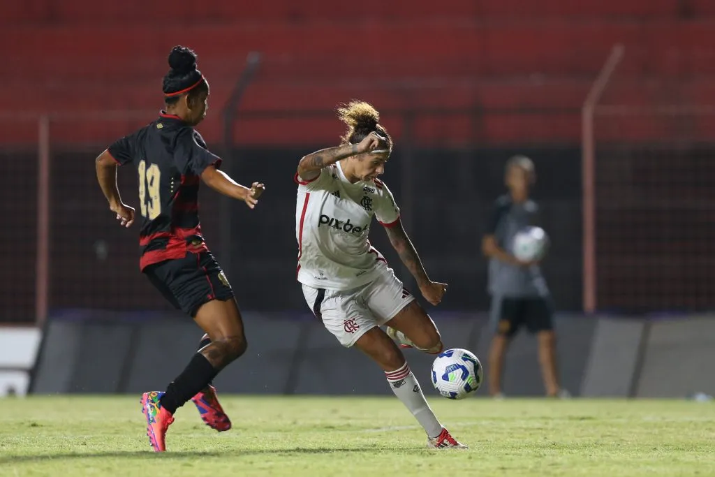 Jogadora Cristiane é um dos pedidos da torcida. Foto: Marlon Costa/AGIF