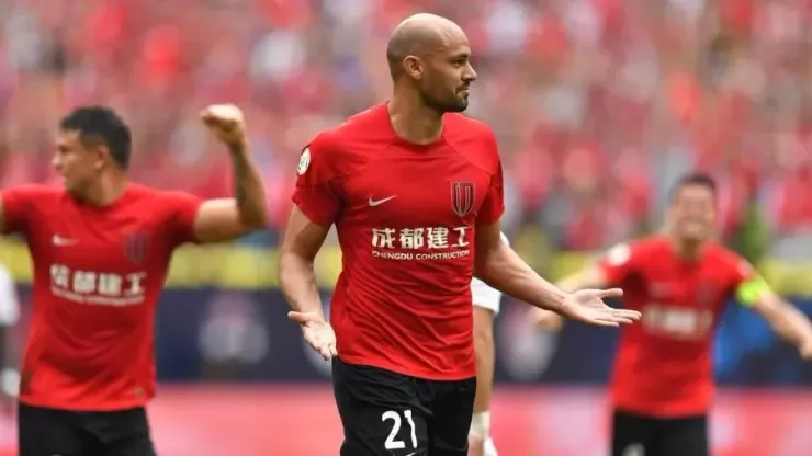 Felipe Silva atuando pelo Chengdu Rongcheng - Foto: Reprodução/X
