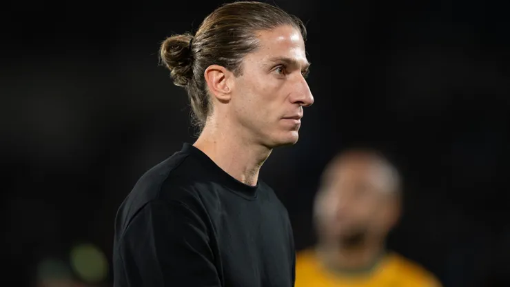 Filipe Luis, técnico do Flamengo, durante partida contra o Mirassol no estadio Maracana pelo campeonato Brasileiro A 2025. Foto: Jorge Rodrigues/AGIF