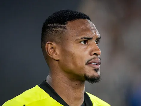 West-Ham volta a carga para contratar John, do Botafogo