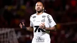 Com MorumBis lotado, Santos tenta terceira vitória seguida no Brasileirão. Foto: Rafael Vieira/AGIF