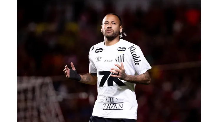 Com MorumBis lotado, Santos tenta terceira vitória seguida no Brasileirão. Foto: Rafael Vieira/AGIF